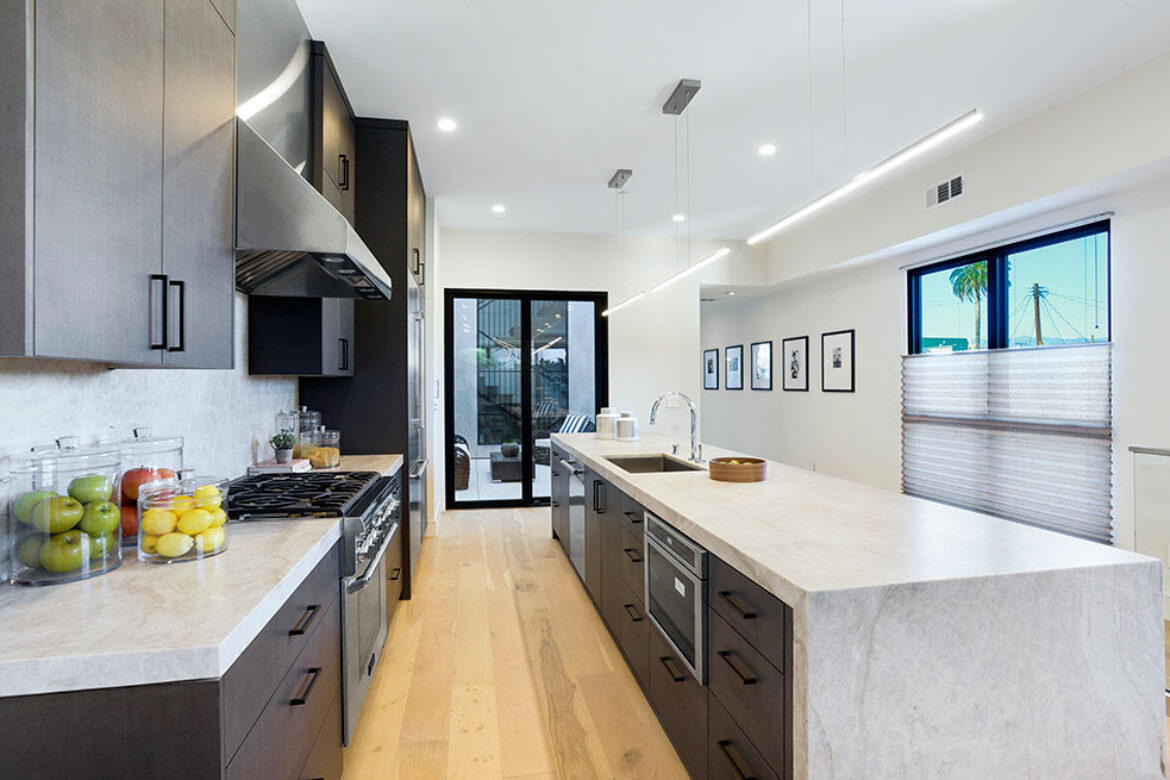 custom-contemporary-kitchen-with-large-island-in-los-angeles